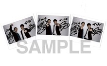 藤森慎吾（オリエンタルラジオ）、岩井勇気（ハライチ）のサイン入りチェキ。