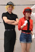 キラーT細胞役の君沢ユウキ、赤血球役の七木奏音。