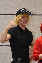 キラーT細胞役の君沢ユウキ。