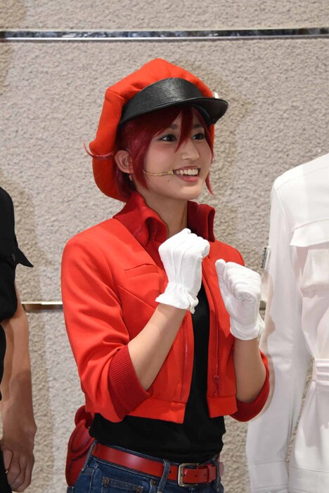 赤血球役の七木奏音。