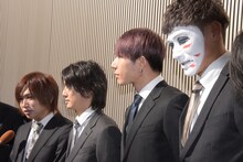 ゴールデンボンバー