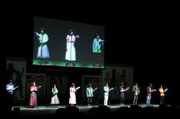 「雄英サバイバル合宿」の朗読劇の様子。