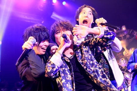 Fling Posse（撮影：粂井健太）