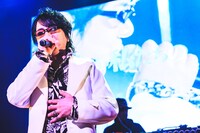 神宮寺寂雷役の速水奨。（撮影：粂井健太）