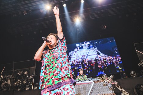 サイプレス上野とロベルト吉野（撮影：粂井健太）