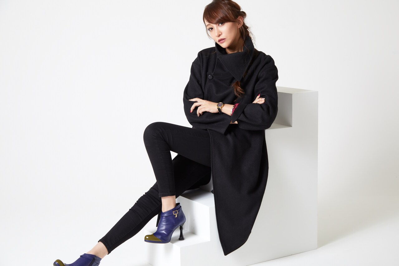 アニメ「コードギアス」ゼロをモチーフにした腕時計、アウター、ブーティが登場