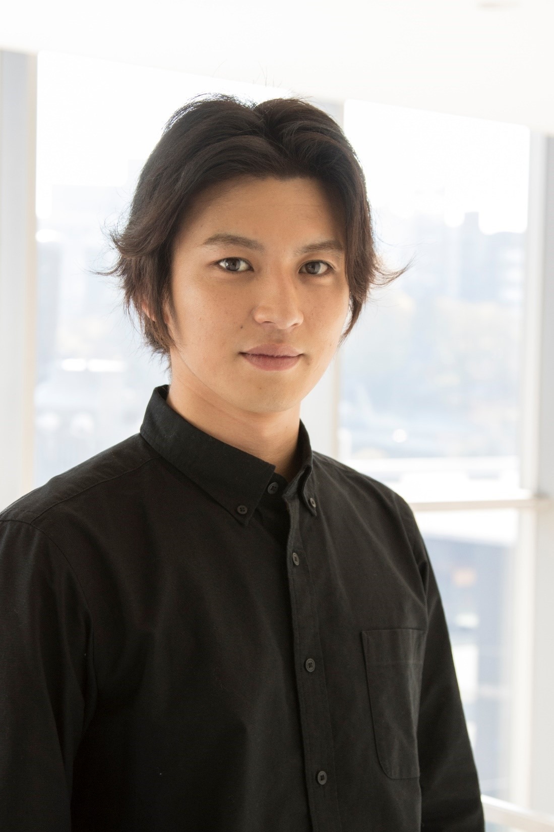 荒井敦史扮する石川賛吾。(c)桂正和／集英社・スカパー！