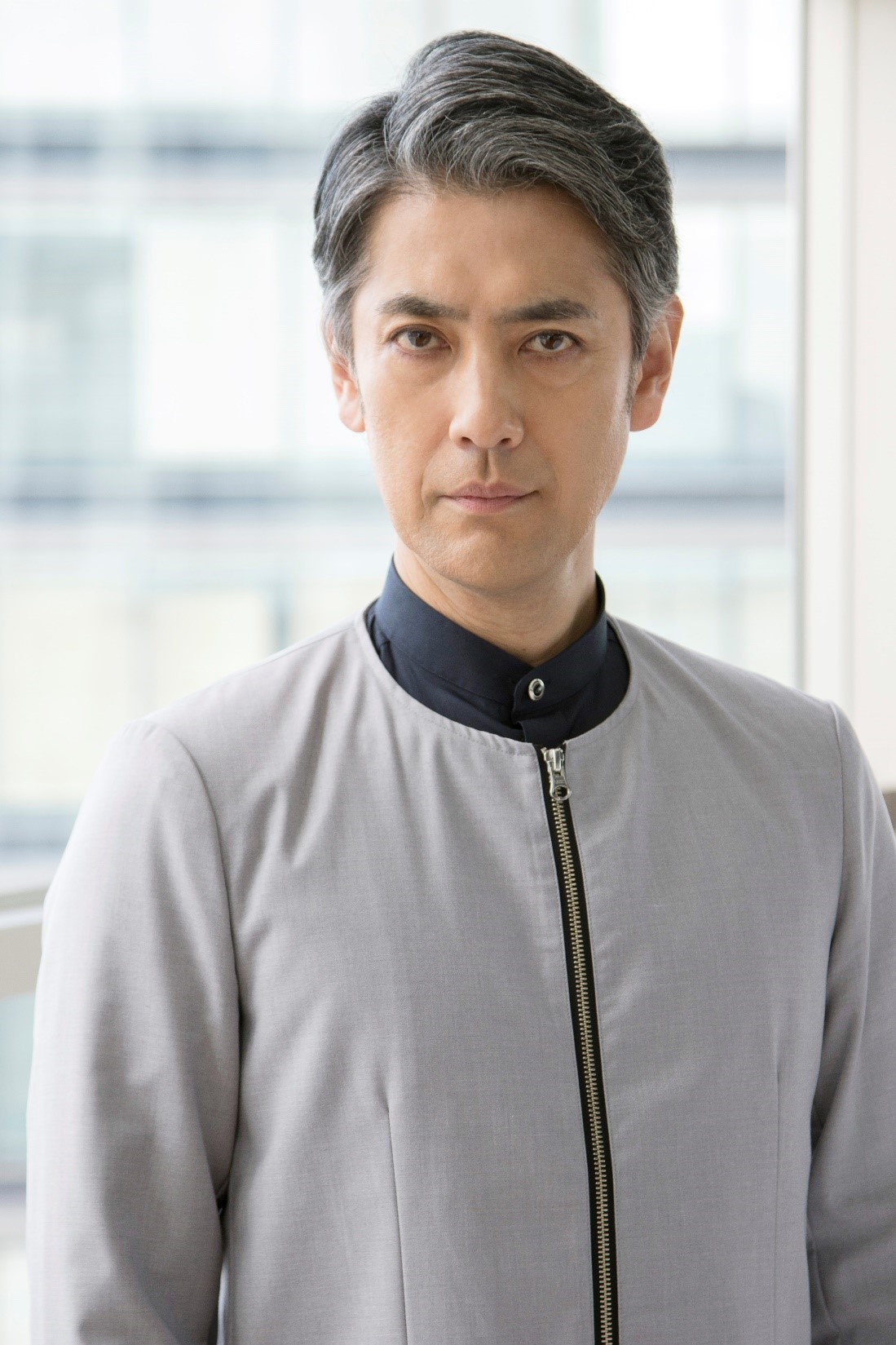 堀部圭亮扮するカミノギイサイ。(c)桂正和／集英社・スカパー！