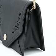 ショルダーバッグ