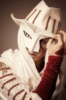 松本寛也扮するアルレッキーノ。