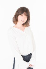 ポピーを演じるLynn