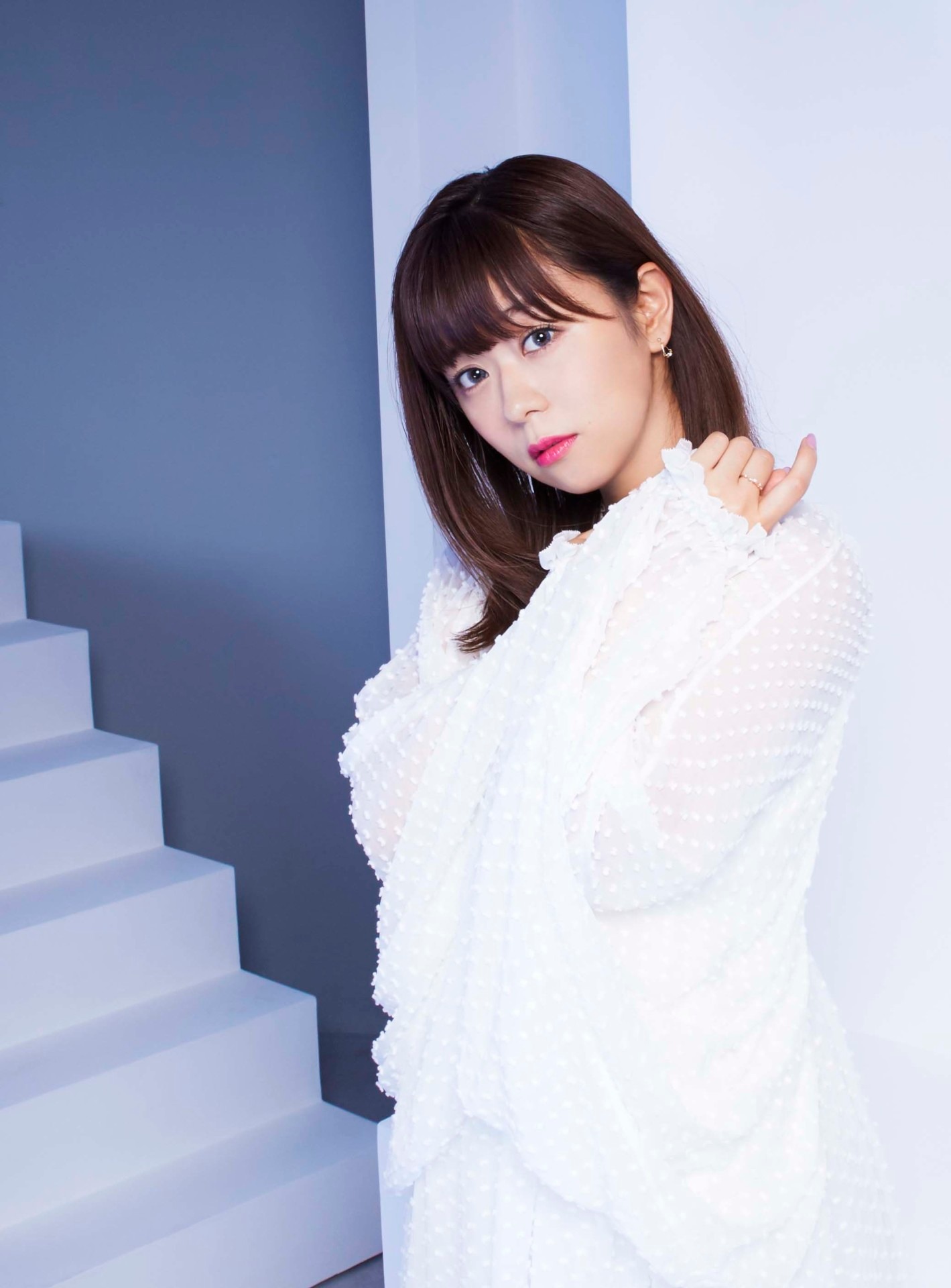 主題歌を歌う井口裕香