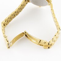 セイバーモデルの腕時計。