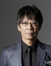 種田穣役の生瀬勝久。