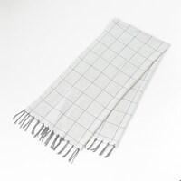 ナツモデルのストール＆ストールピン。