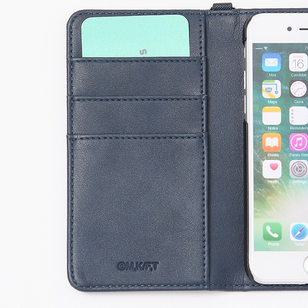 グレイモデルのスマートフォンケース。