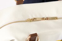 ルーシィモデルのバッグ。