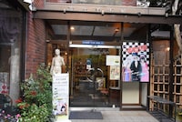 弥生美術館の入り口。