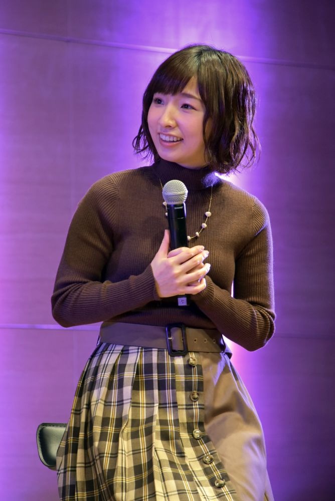 洲崎綾