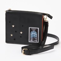 DRAMATIC STARSモデルのリュックに付属するフロントポーチ。