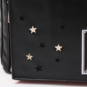 DRAMATIC STARSモデルのリュックに付属するフロントポーチ。