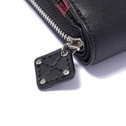 眼帯の喰種モデルの財布。