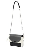 佐々木琲世モデルのバッグ。