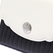 佐々木琲世モデルの財布。