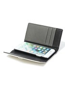 佐々木琲世モデルのスマートフォンケース。