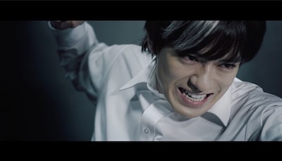 「リセット・ゲーム」特別実写映像より。