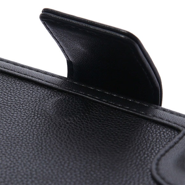 結城中佐モデルのスマートフォンケース。