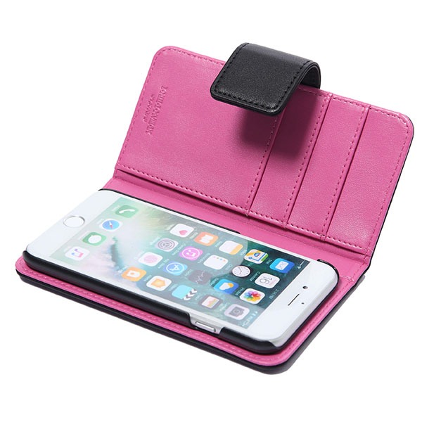 甘利モデルのスマートフォンケース。