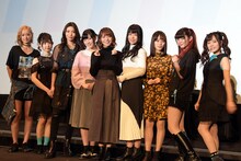 アニメ「BanG Dream! 2nd Season」制作発表会の様子。左から夏芽、小原莉子、Raychell、前島亜美、愛美、相羽あいな、伊藤美来、紡木吏佐、倉知玲鳳。