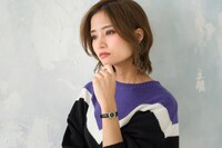 蜻蛉切モデルの腕時計の使用例。