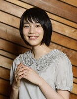 すず役ののん。