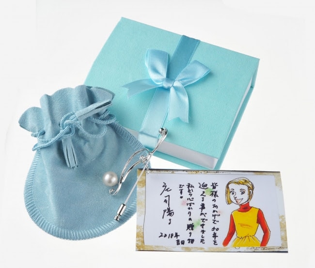 「生徒諸君！」庄司陽子画業50周年記念「真珠つきブローチ」が当たるキャンペーン