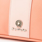 泉鏡花モデルのポーチ。