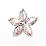 泉鏡花モデルのピアス。