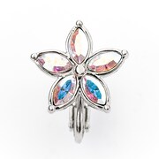 泉鏡花モデルのイヤリング。