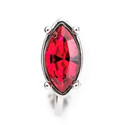 与謝野晶子モデルのイヤリング。