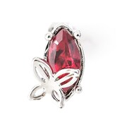 与謝野晶子モデルのピアス。