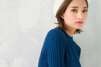 太宰治モデルのイヤリング。