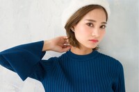 太宰治モデルのイヤリング。