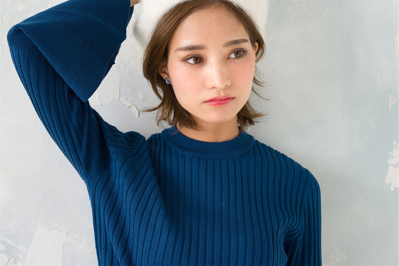 太宰治モデルのイヤリング。