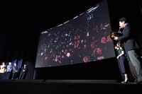 舞台挨拶の様子。