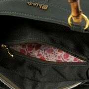 中国モデルのバッグ。