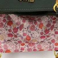 中国モデルのバッグ。