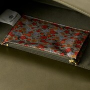 イギリスモデルのバッグ。