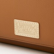 アメリカモデルのバッグ。