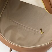 アメリカモデルのバッグ。